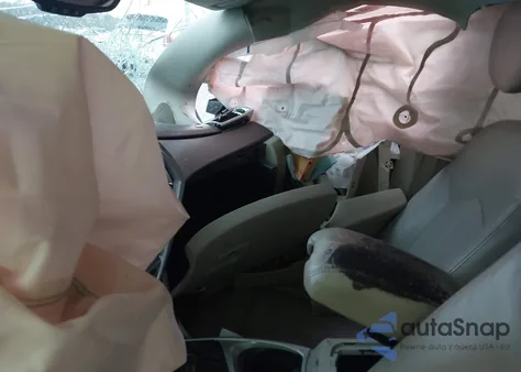 2013 Cadillac Srx Luxury Collection z USA, uszkodzony, nr VIN 3GYFNCE35DS571976